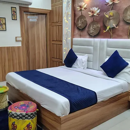 Bedweiser Backpackers Hostel-3